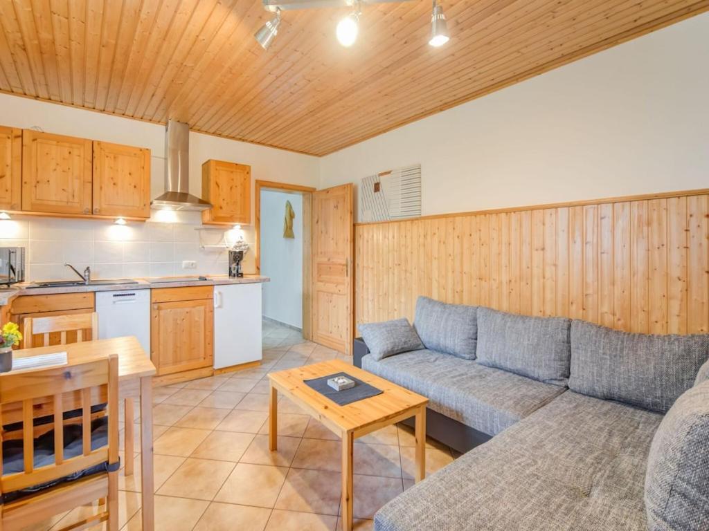Apartment In Kuehlungsborn By The Forest 외부 사진
